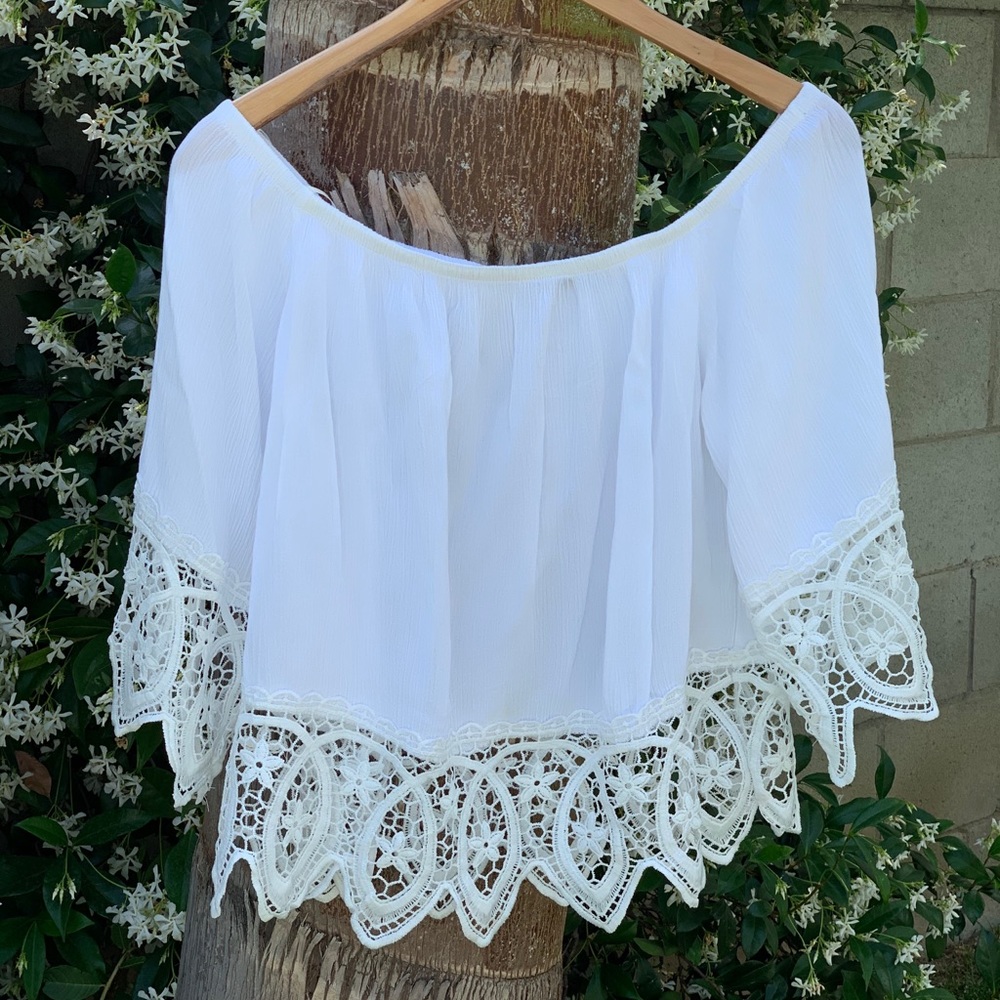 Strapless shoulder top